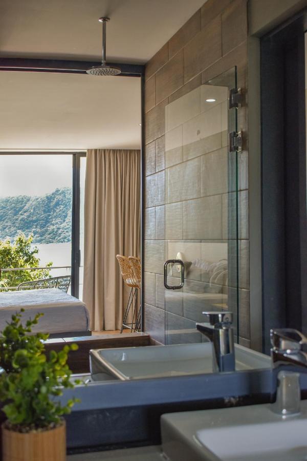 Cardedeu Hotel Lago De Coatepeque El Congo エクステリア 写真