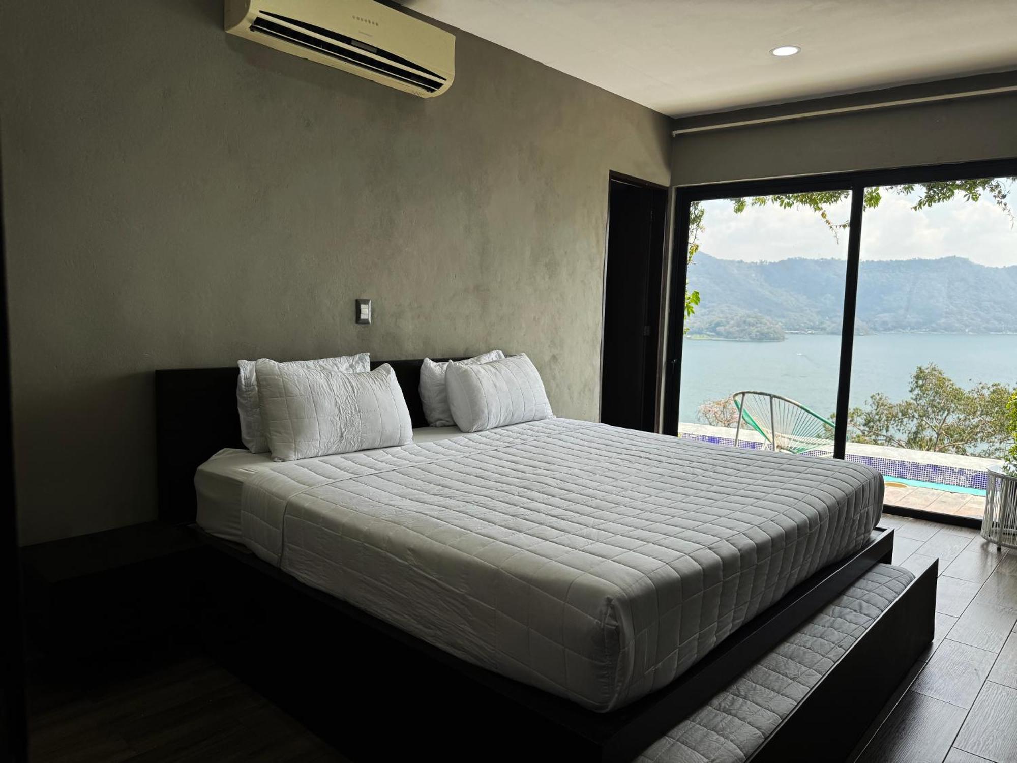 Cardedeu Hotel Lago De Coatepeque El Congo エクステリア 写真
