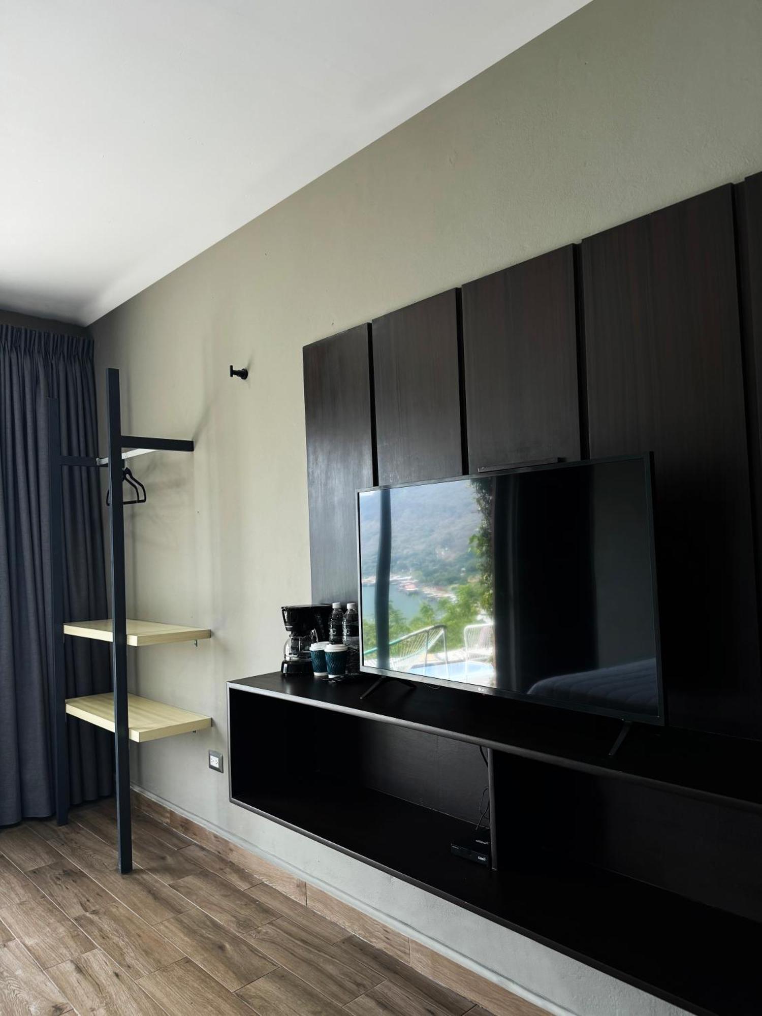 Cardedeu Hotel Lago De Coatepeque El Congo エクステリア 写真