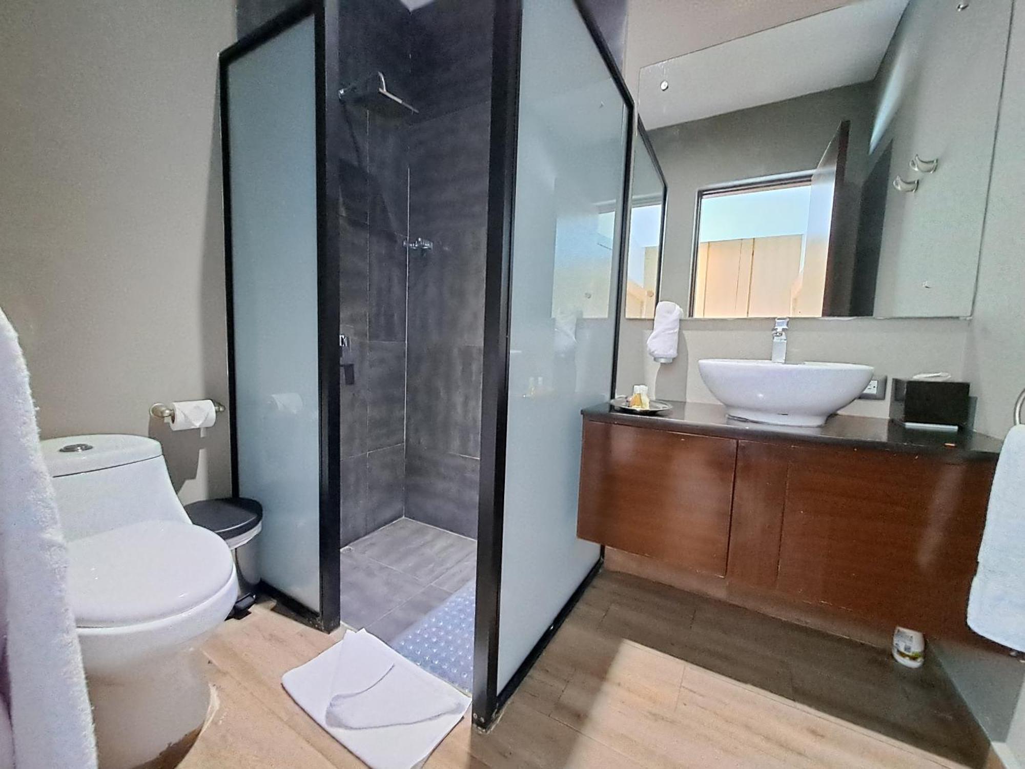 Cardedeu Hotel Lago De Coatepeque El Congo エクステリア 写真